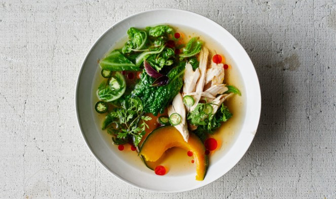 spicy-feel-good-chicken-soup-940x560